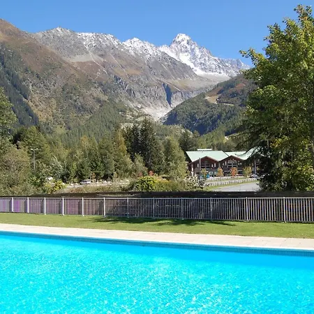 Sainte-foy-l'argentiere Sleeps 6 Pool