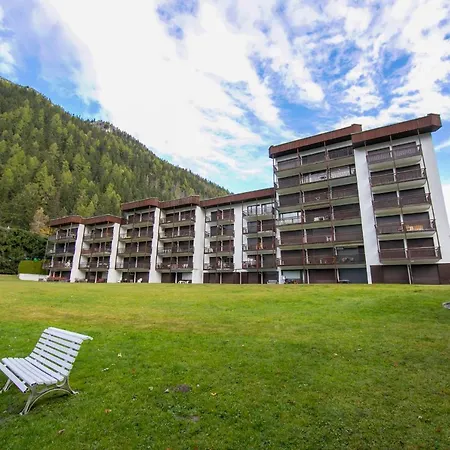 Sainte-foy-l'argentiere Sleeps 6 Pool